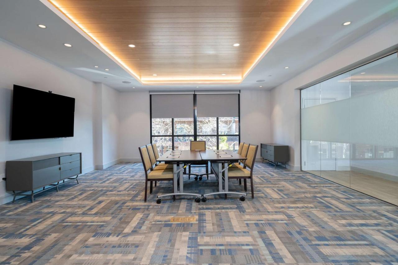 Hyatt Place Gainesville Downtown Extérieur photo