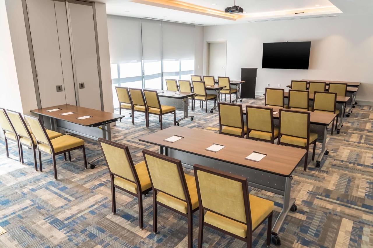 Hyatt Place Gainesville Downtown Extérieur photo